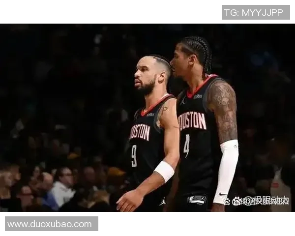 2015年NBA火箭与快船激战回顾精彩瞬间与关键时刻分析 2015年NBA火箭与快船激战回顾精彩瞬间与关键时刻分析