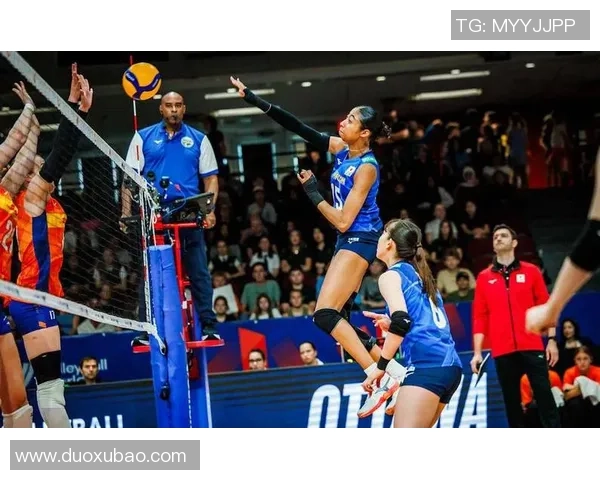 女排精彩对决荷兰队挑战中国队直播盛况全程回顾与分析 女排精彩对决荷兰队挑战中国队直播盛况全程回顾与分析