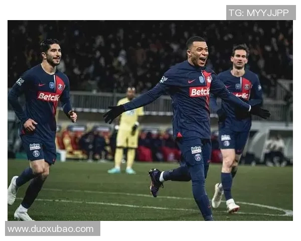 奥尔良与巴黎圣日尔曼阵容对比分析及球员表现评估