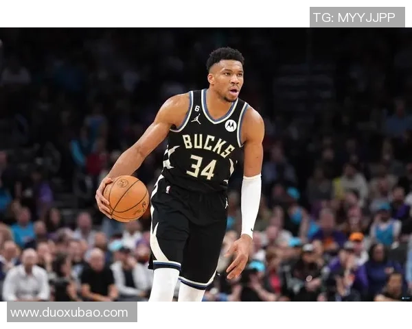 字母哥决定暂不续约雄鹿先观察球队能否争冠成功