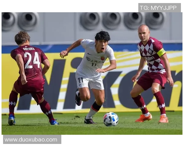 广岛三箭对阵磐田直播全程回顾与精彩瞬间分析 广岛三箭对阵磐田直播全程回顾与精彩瞬间分析